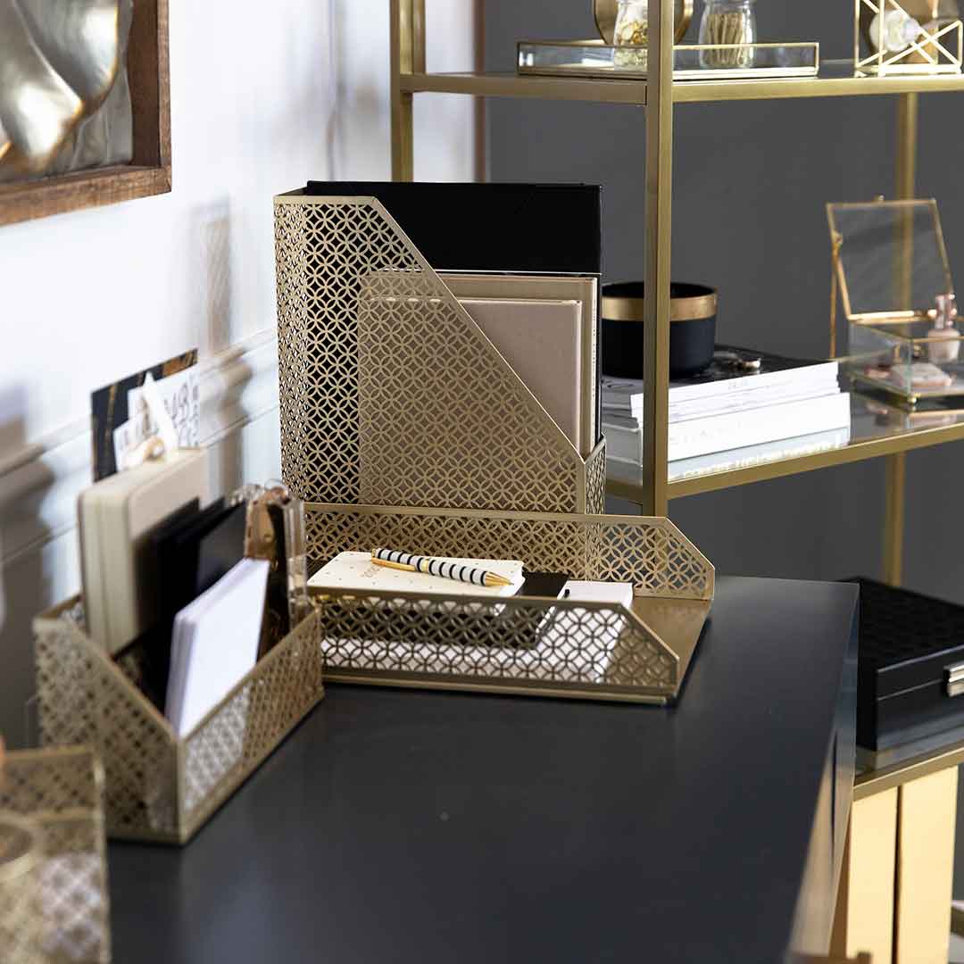 Blu Monaco Office Supplies Rose Gold Desk Accessories for Women-6 Piece  Interlocking Desk Organizer Set- Pen Cup, 3 Assorted Accessory Trays, 2  Letter Trays-Rose Gold Room Decor for Women - Teen Girls 